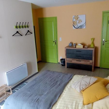 Bed and Breakfast Jonquille Chic La Piccola Venezia Vrécourt Esterno foto